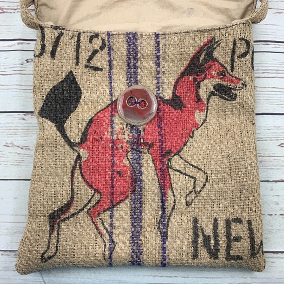 Rustic Cross Body Dog Wolf Purse - Picture 5 of 8